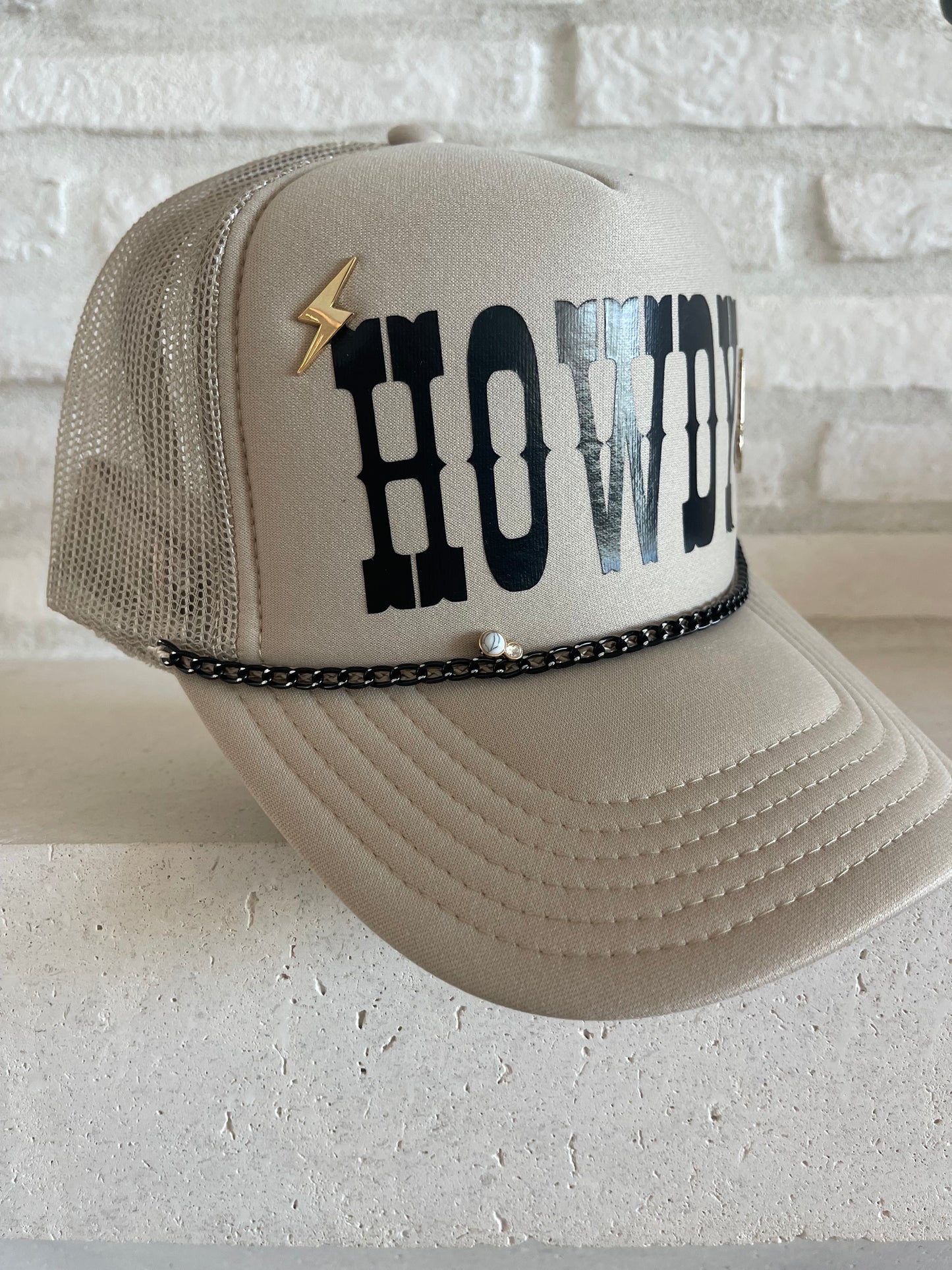 howdy trucker hat customized