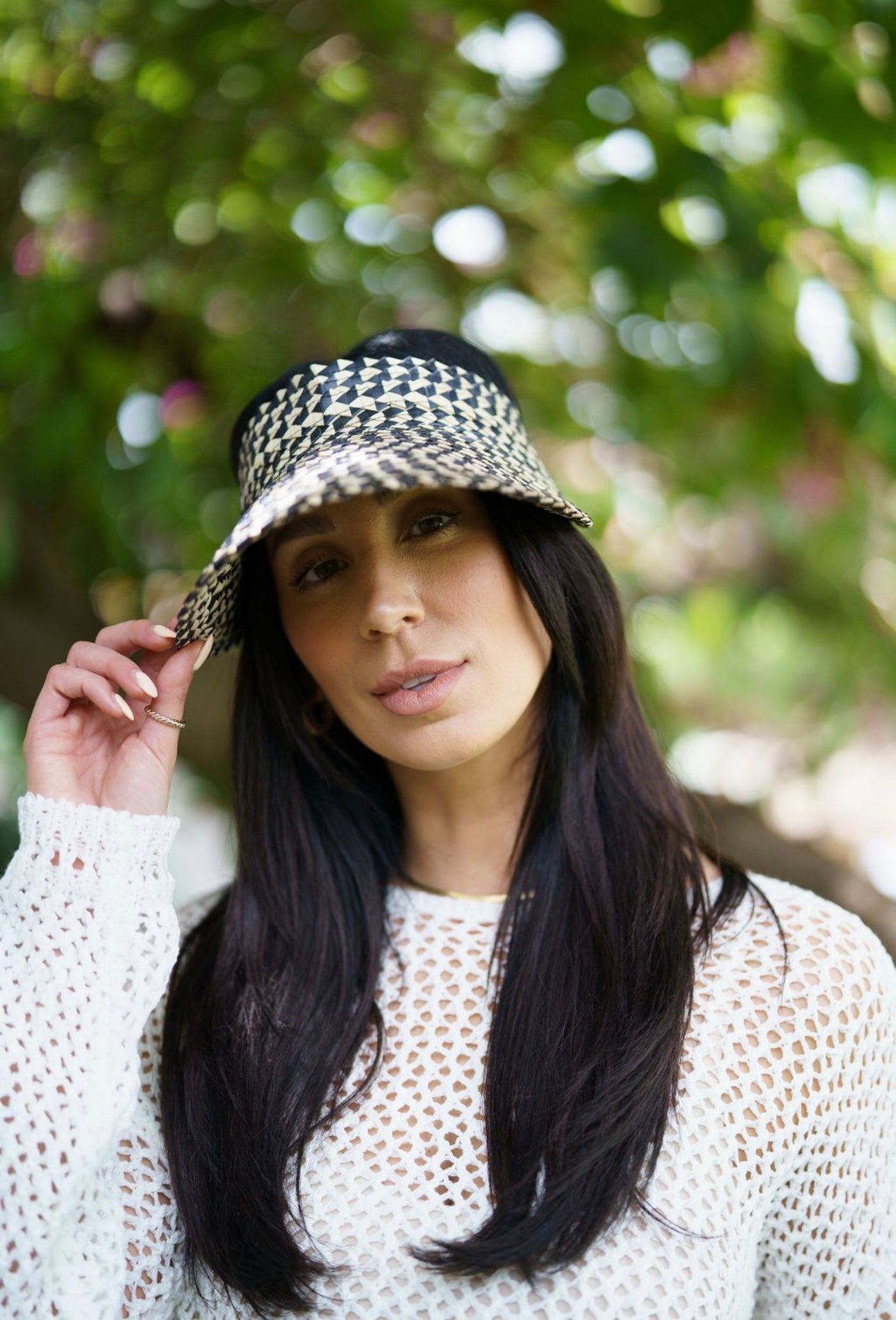 the native visor black & natural lifestyle