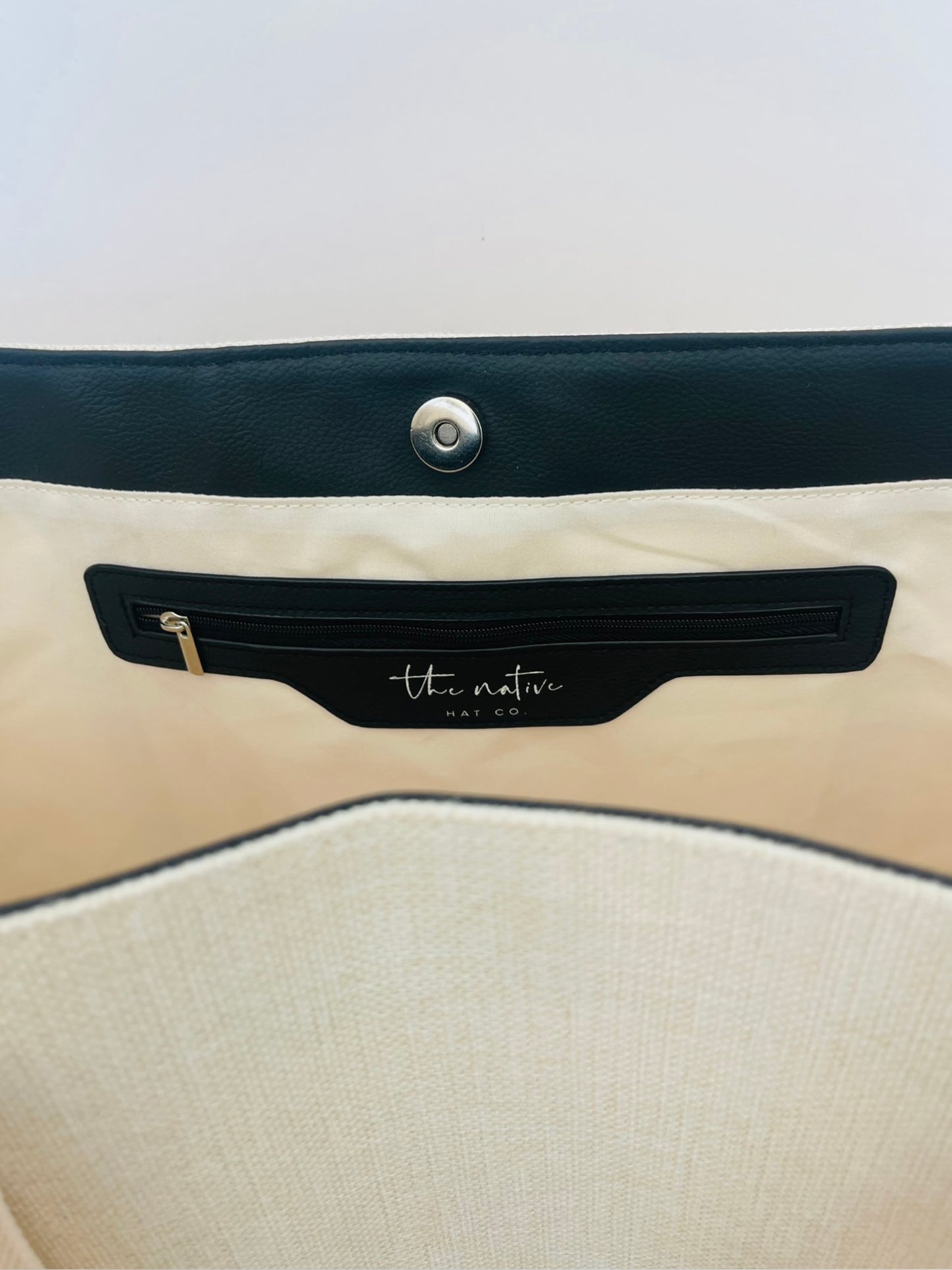 the native tote large logo pocket inside