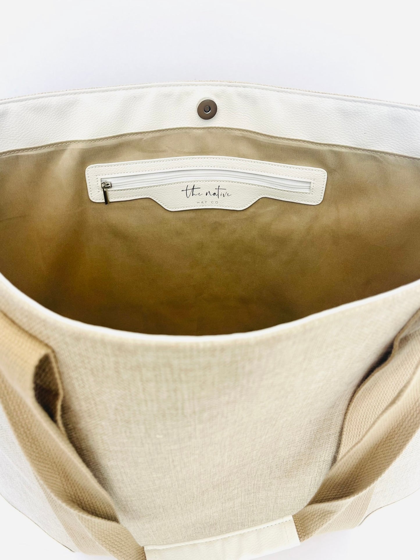 the native tote medium inside