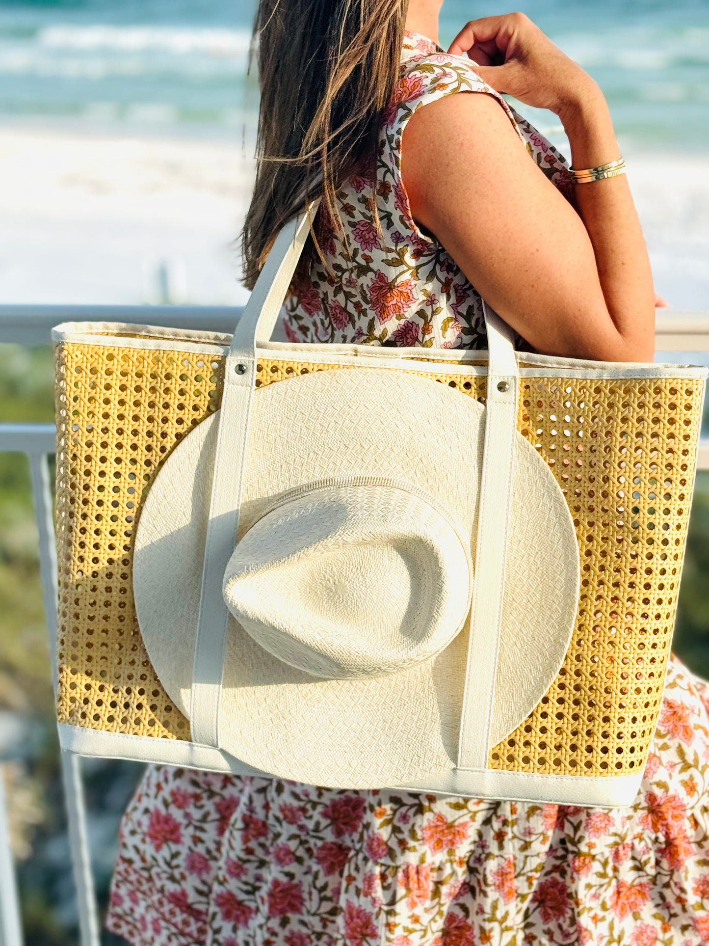 The del mar tote lifestyle