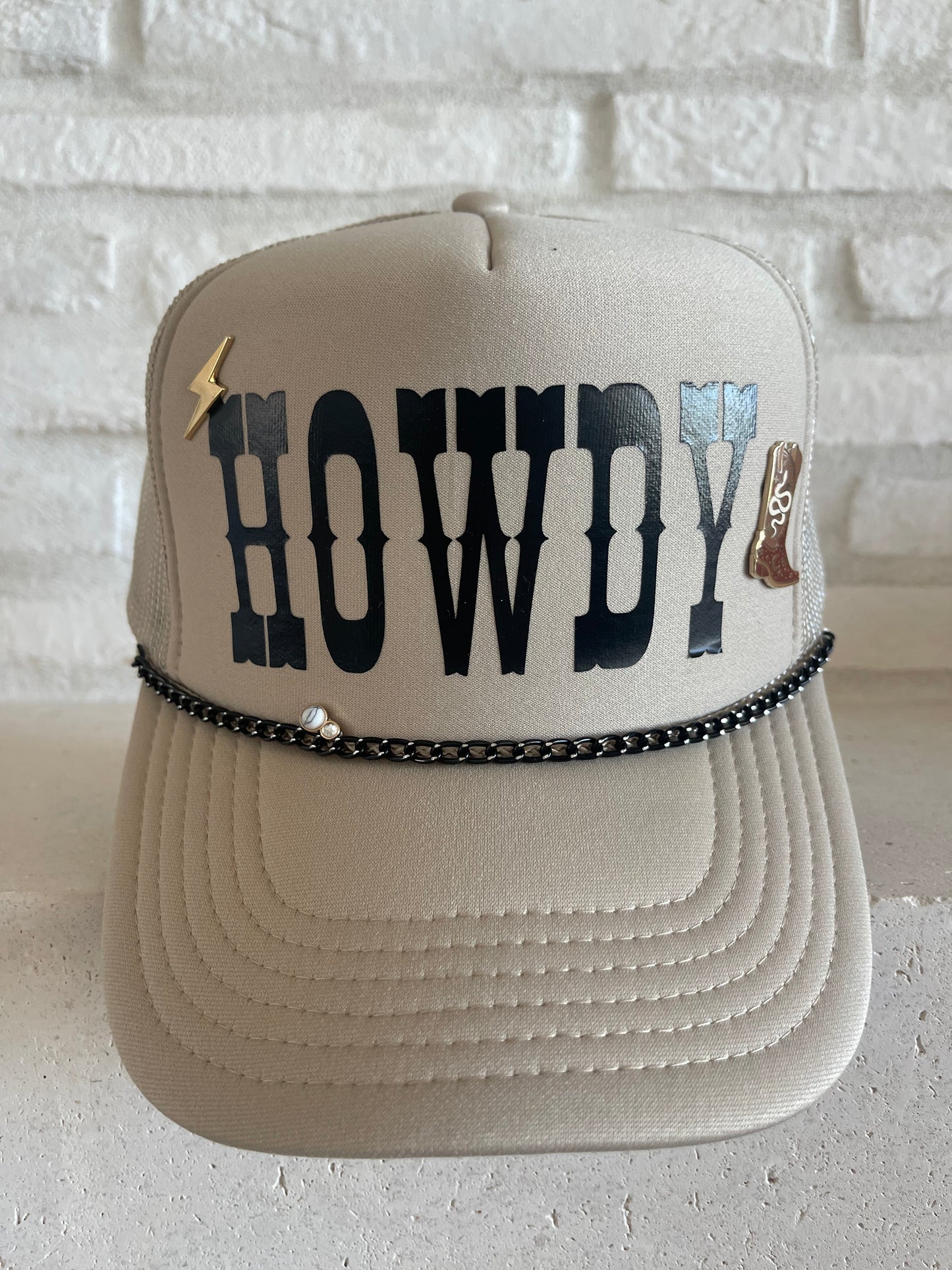 howdy trucker hat customized